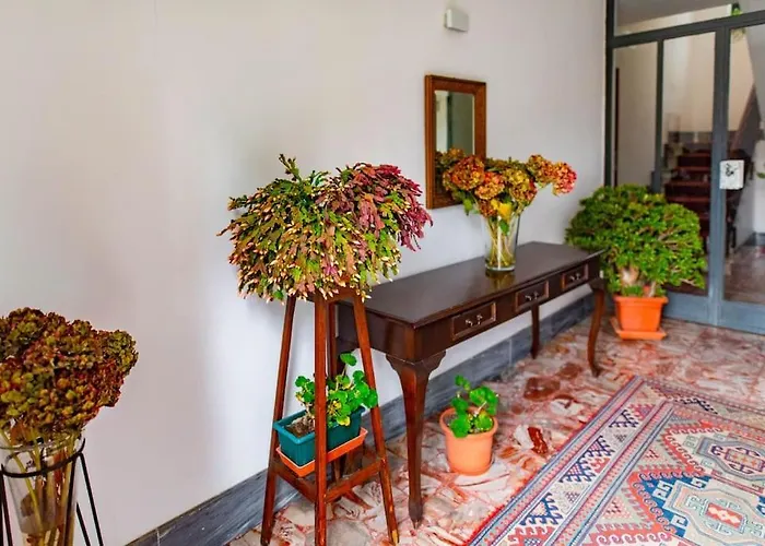 Balconi, Parcheggio, Nel Verde, Ac: + In La!*