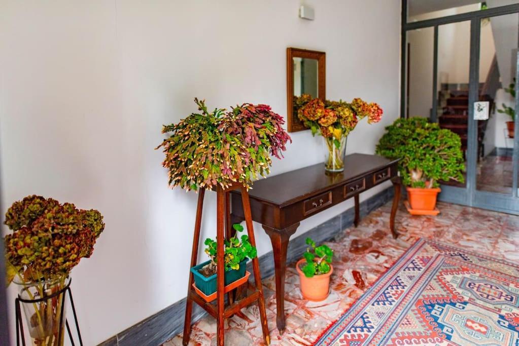Balconi, Parcheggio, Nel Verde, Ac: + In La!* Appartamento